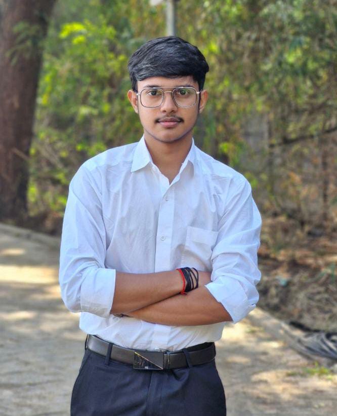 Parth Oza - Social Media Head